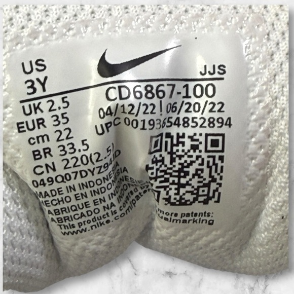 Kids Nike Air Max 90 size 3Y - Picture 7 of 7